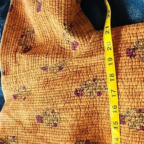 2 sides  Quilted Jacket - Picture 13 of 14